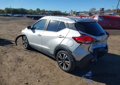 2019 Nissan Kicks Sv z USA, uszkodzony, nr VIN 3N1CP5CU6KL491672
